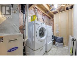 386 CHAMPLAIN AVENUE - 29