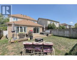 386 CHAMPLAIN AVENUE - 33