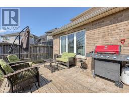 386 CHAMPLAIN AVENUE - 34