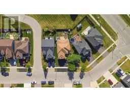 386 CHAMPLAIN AVENUE - 41