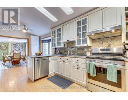 84 BAIRD STREET S - 17