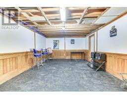 84 BAIRD STREET S - 22