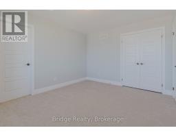 133 BIRDIE COURT E - 34