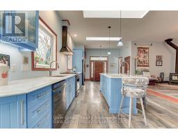 5 HULL ROAD - 18