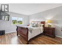 2234 THORNICROFT CRESCENT - 15