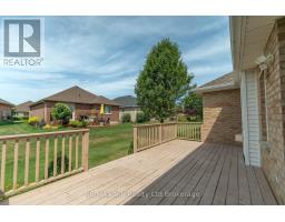135 WESTON DRIVE - 20