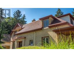 459 DEVONSHIRE AVENUE - 4