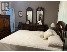 1 - 21 BALAZS COURT - 13