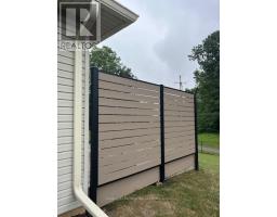 1 - 21 BALAZS COURT - 20