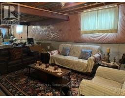 1 - 21 BALAZS COURT - 27