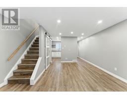 25 - 141 BAY STREET - 13