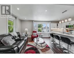 105 KING STREET E - 17