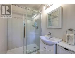 12 NEWTON STREET - 25