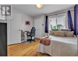 10 WESTVIEW COURT - 23