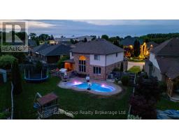 10 WESTVIEW COURT - 36