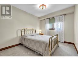 81 BEE STREET - 9
