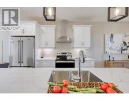 12 - 19 ANDERSON STREET - 11