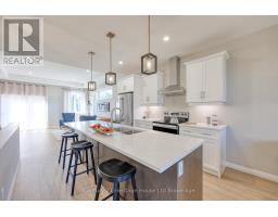 12 - 19 ANDERSON STREET - 13
