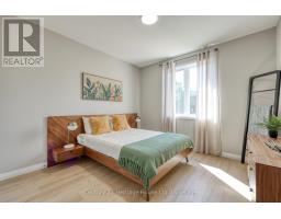 12 - 19 ANDERSON STREET - 33