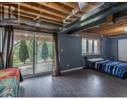 702 FRONTENAC CRESCENT - 27