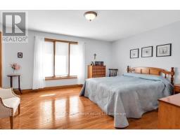 5 THOMAS AVENUE - 13