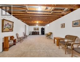 5 THOMAS AVENUE - 21