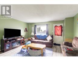 28 - 1093 NELLIS STREET - 10
