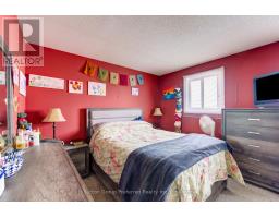 28 - 1093 NELLIS STREET - 14