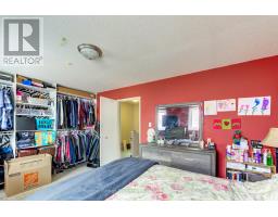 28 - 1093 NELLIS STREET - 16