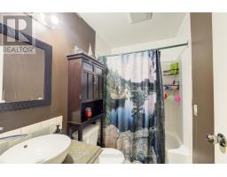 28 - 1093 NELLIS STREET - 17