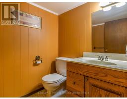 6 CARLETON CRESCENT - 23