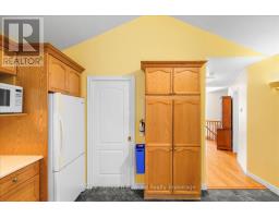65 BARKER STREET - 10