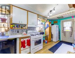 38 SANDERSON STREET - 12