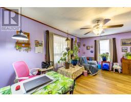 38 SANDERSON STREET - 16