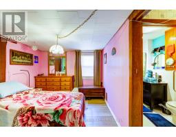 38 SANDERSON STREET - 27