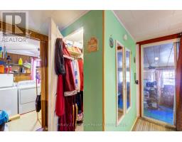 38 SANDERSON STREET - 30