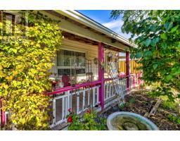 38 SANDERSON STREET - 5