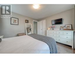 764 DEVONSHIRE AVENUE - 13