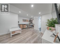 764 DEVONSHIRE AVENUE - 23