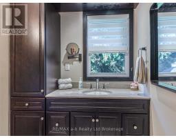 454841 EAST HILL LINE - 18