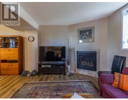 454841 EAST HILL LINE - 31
