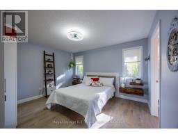 44 COLIN AVENUE - 18