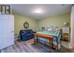 44 COLIN AVENUE - 27