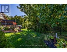 44 COLIN AVENUE - 32
