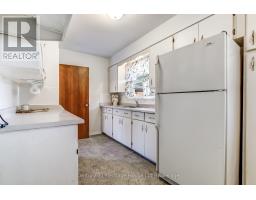 1009 WARWICK STREET - 11