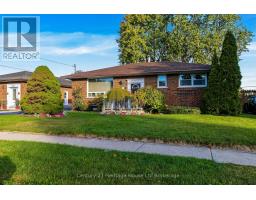 1009 WARWICK STREET - 2