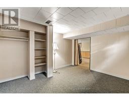 1009 WARWICK STREET - 24