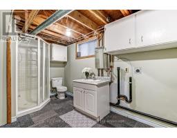 1009 WARWICK STREET - 25