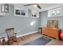 16 CHARLOTTE AVENUE - 23