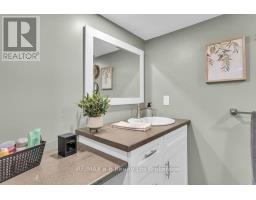 16 CHARLOTTE AVENUE - 26